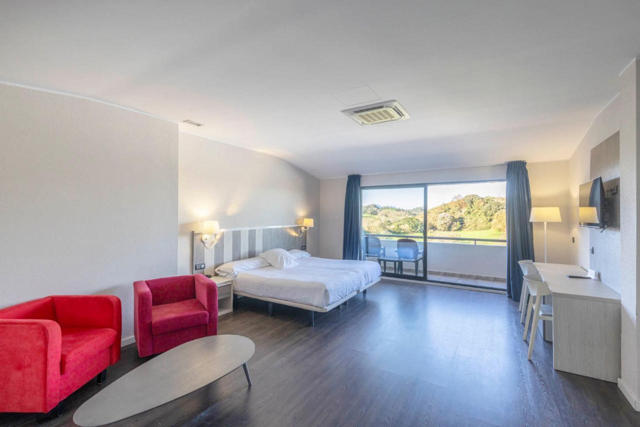 Hotel La Palma De Llanes Εξωτερικό φωτογραφία